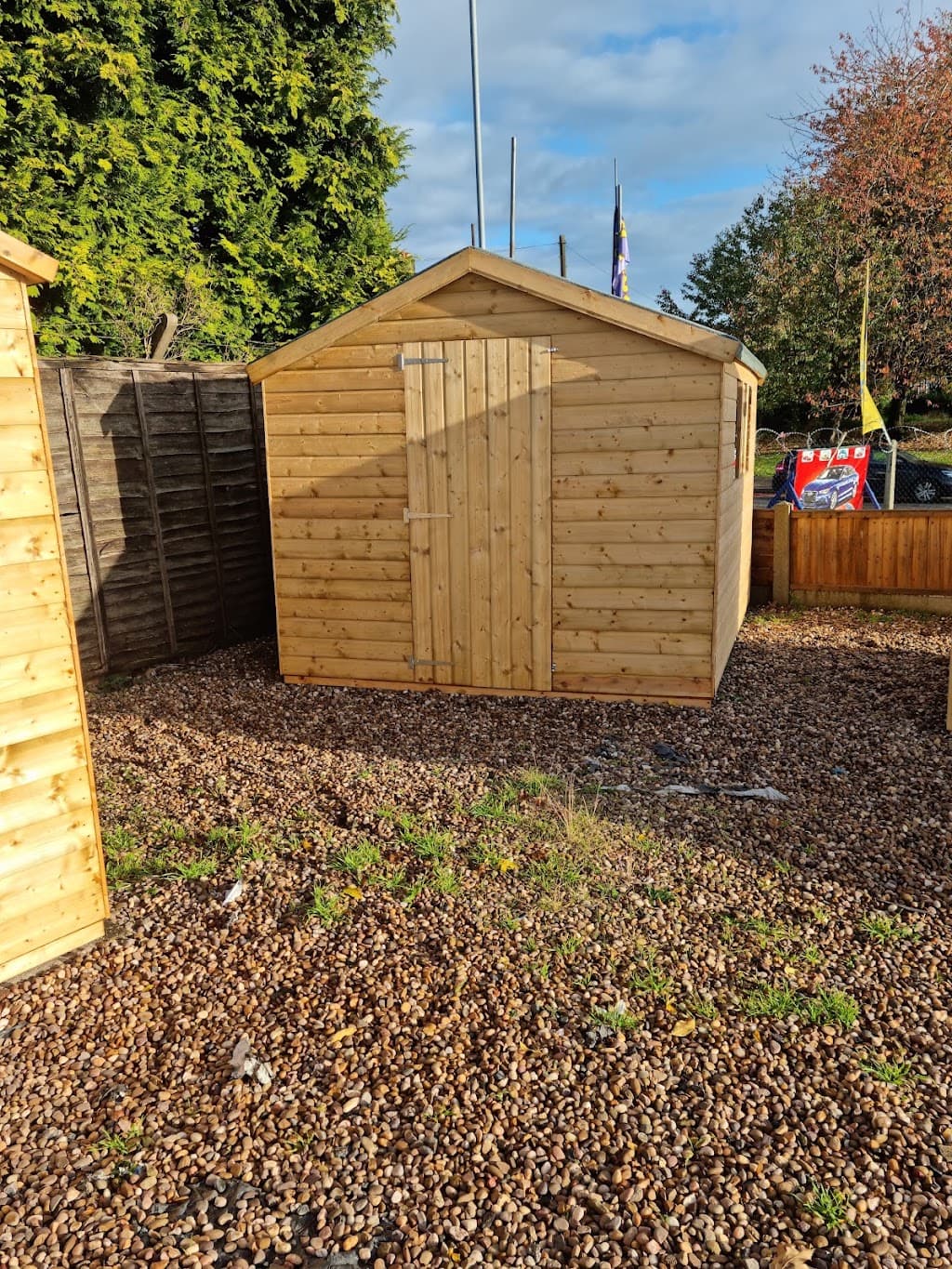 C B Fencing & Sheds