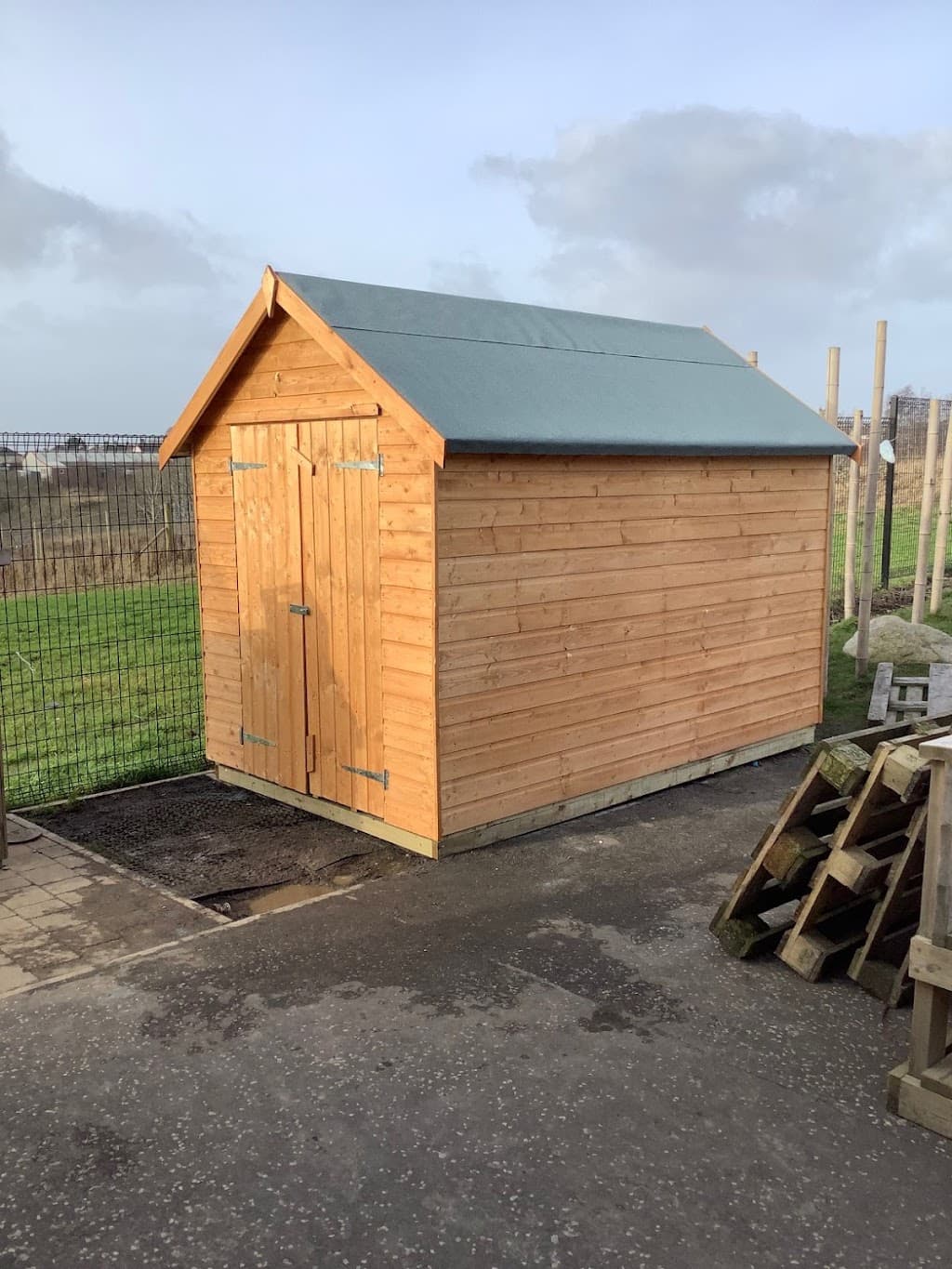 Elite Fencing and Sheds