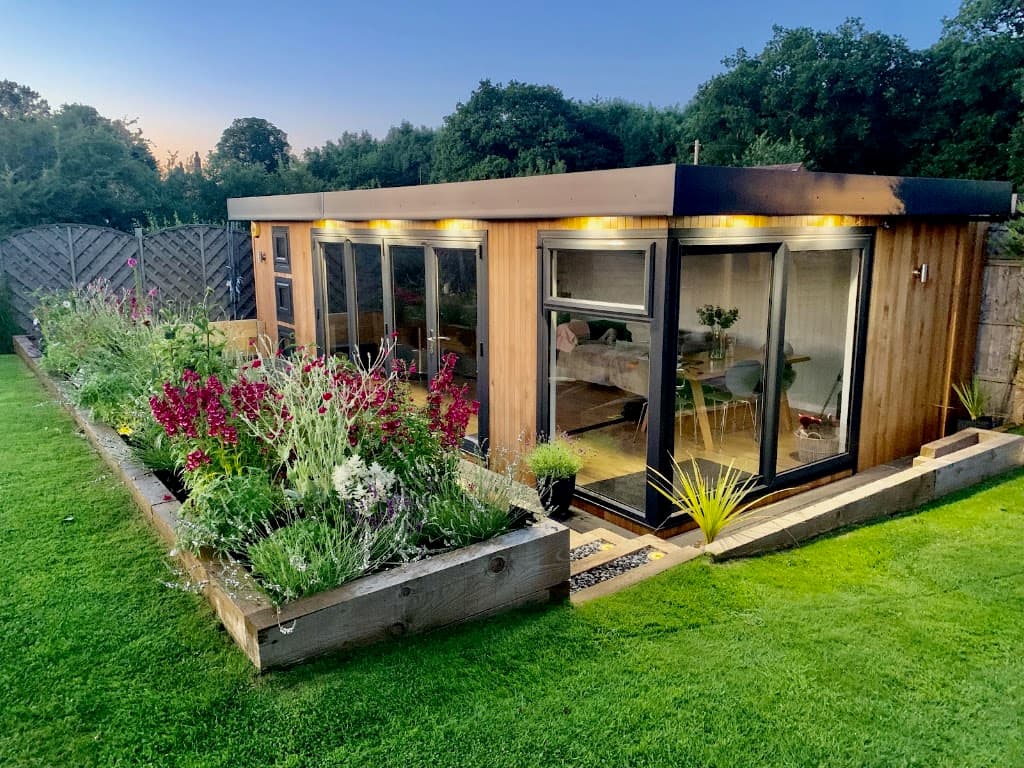 Cabin Master Garden Rooms