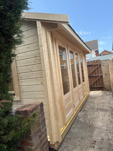 Johnsons Garden Buildings Gosport — Customer photo