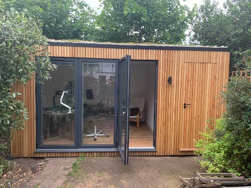 London Town Cabins - Bespoke Garden Rooms in London — Customer photo