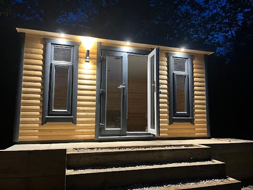 Aardvark Joinery Shed & Garage Show Site — Customer photo