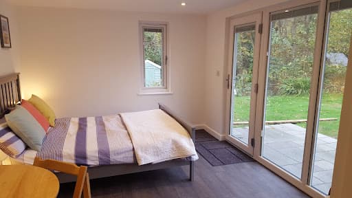 Executive Garden Rooms Limited — Customer photo