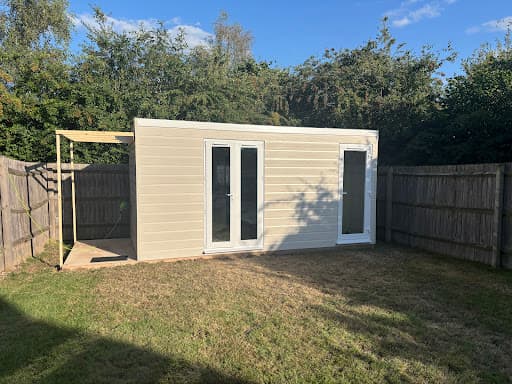 FINNEYS GARDEN ROOMS — Customer photo