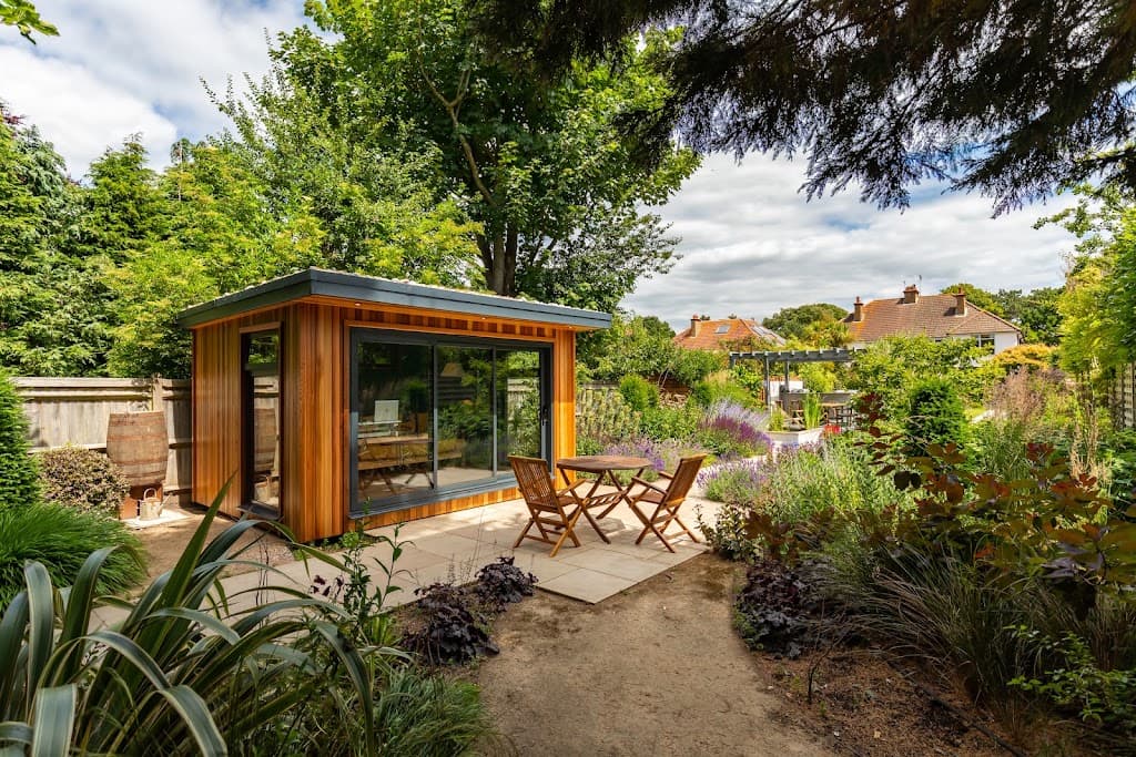 Createspace Garden Rooms - Sussex
