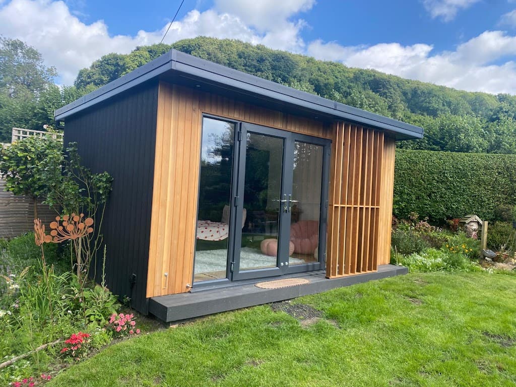 Garden Room Masters