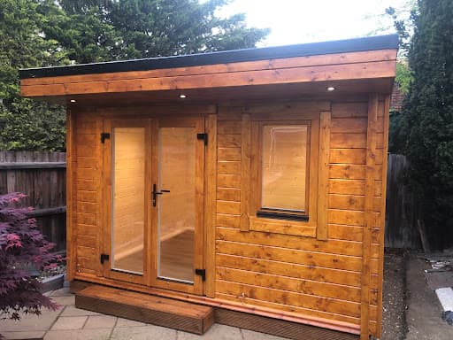 Johnsons Garden Buildings Dunstable — Customer photo