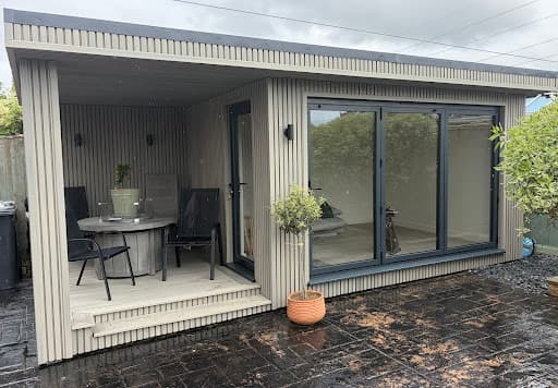 Roza Garden Rooms — Customer photo
