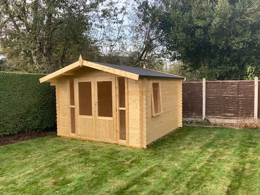 The Log Cabin Company (North) Ltd — Customer photo
