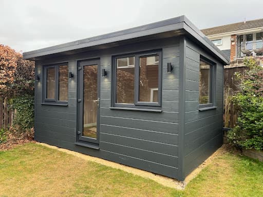 Roza Garden Rooms — Customer photo
