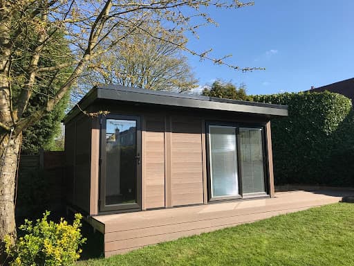 Central Garden Rooms — Customer photo