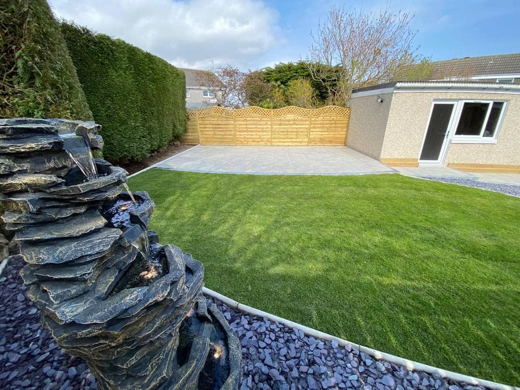 AKI Landscaping and Garden rooms